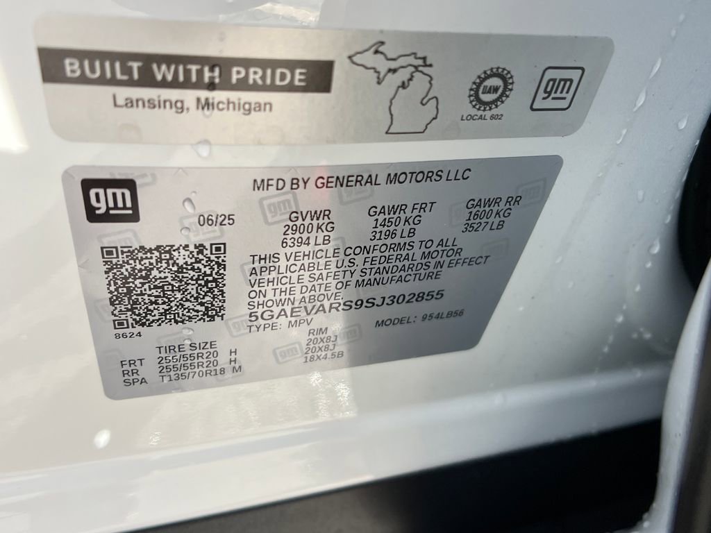 Used 2025 Buick Enclave Preferred image 13