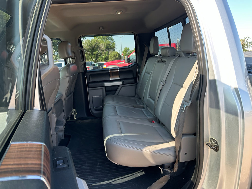 Used 2015 Ford F150 Lariat w/ Equipment Group 501A Mid image 8