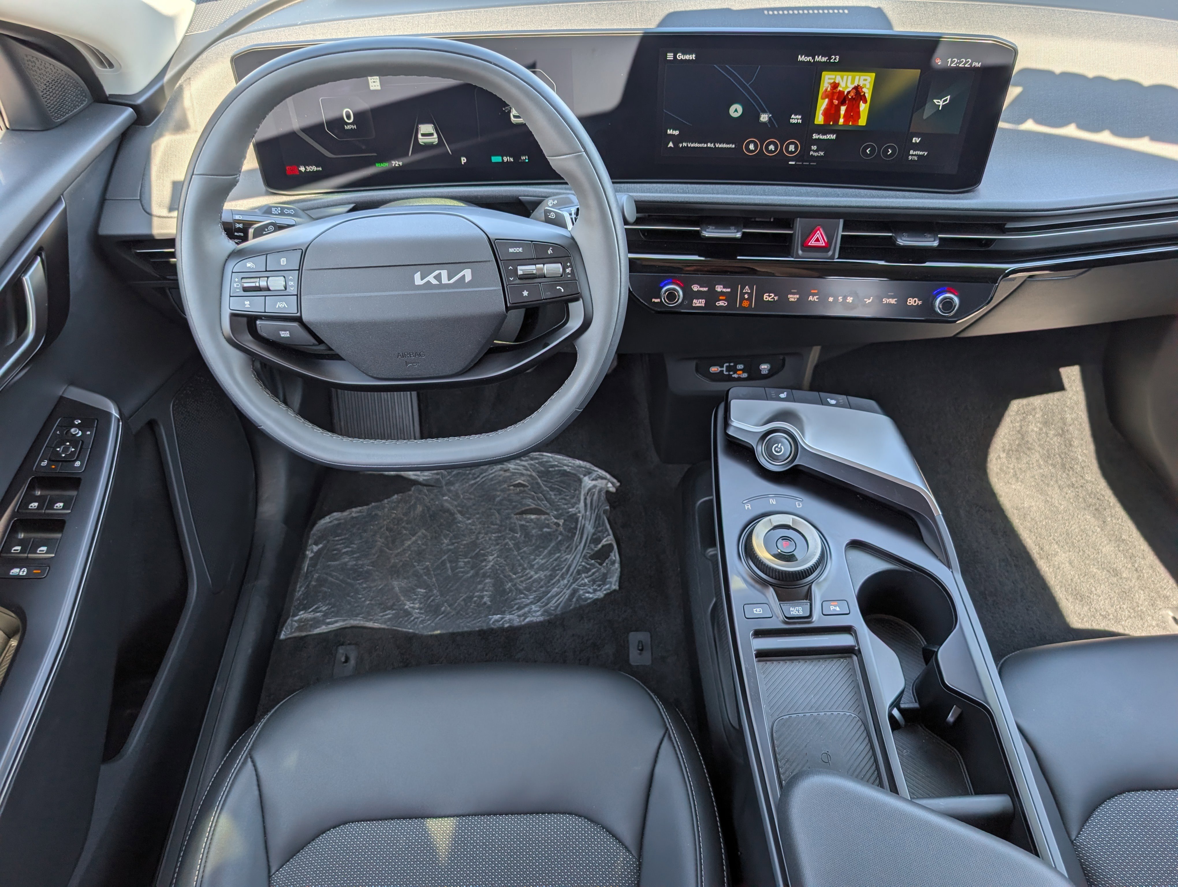 New 2025 Kia EV6 Light w/ Light LR Technology Package image 6