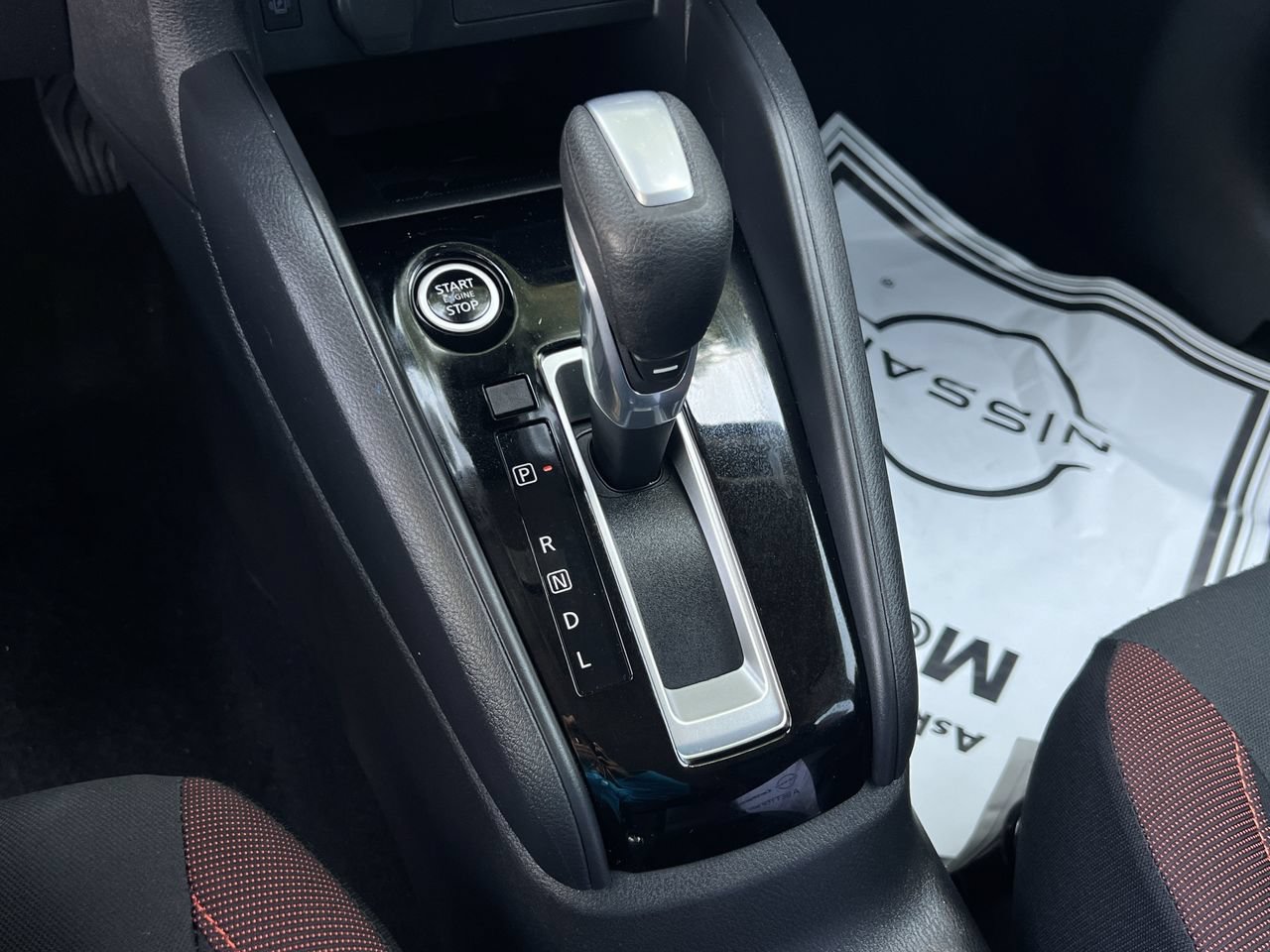 Certified 2025 Nissan Versa SR w/ Trunk Package FWD image 17