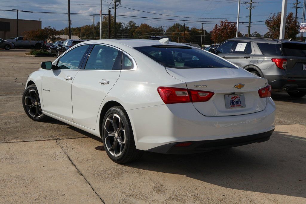 Used 2023 Chevrolet Malibu LT image 2