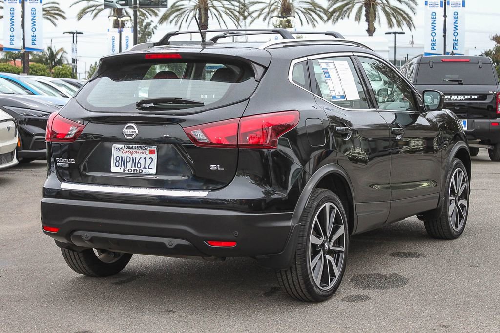 Used 2019 Nissan Rogue Sport SL image 7