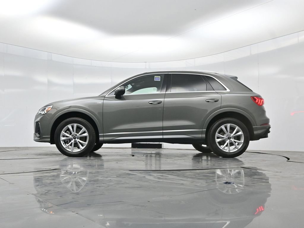 Used 2025 Audi Q3 2.0T Premium AWD/4WD image 46
