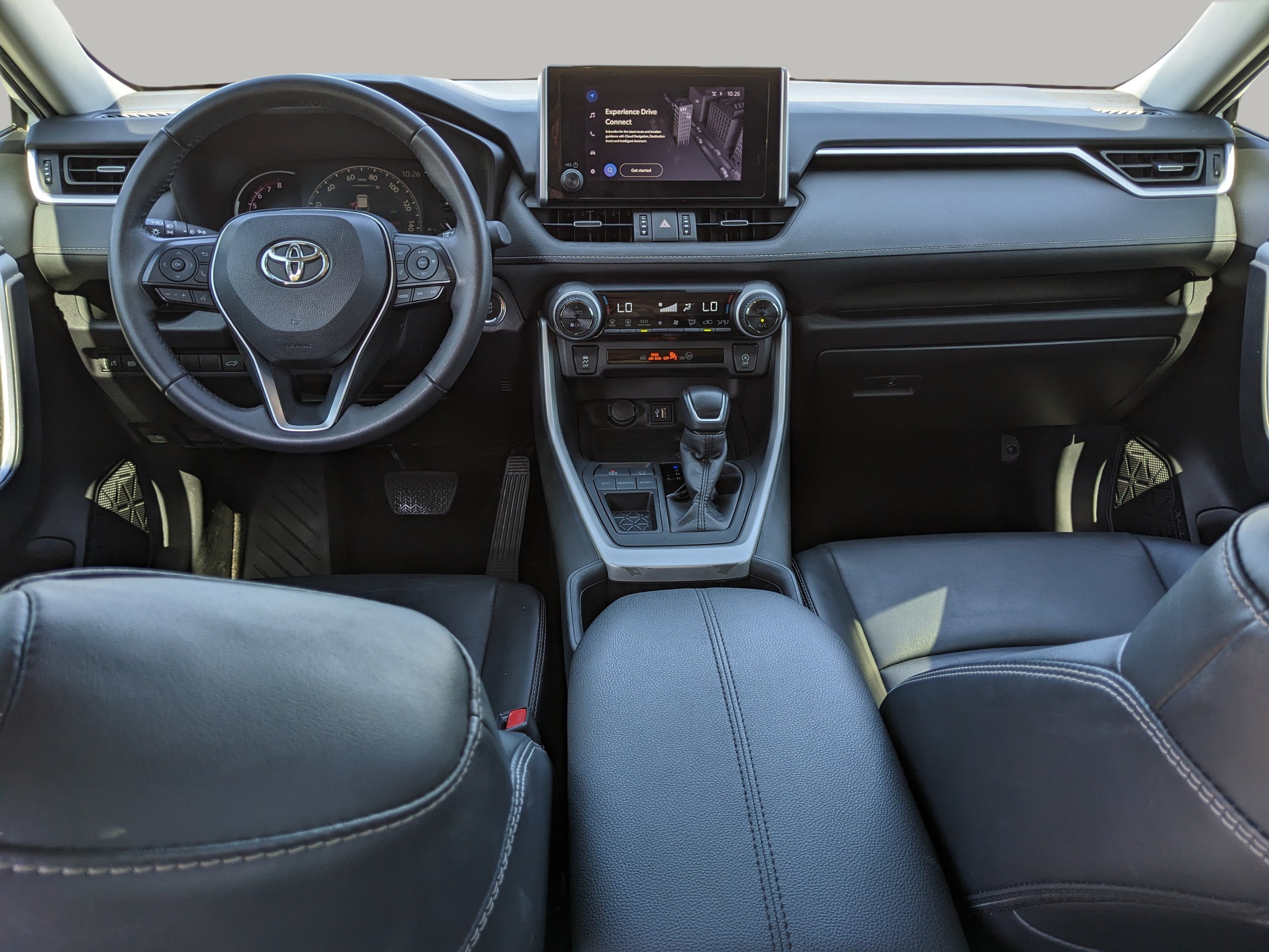 Used 2024 Toyota RAV4 XLE Premium FWD image 18