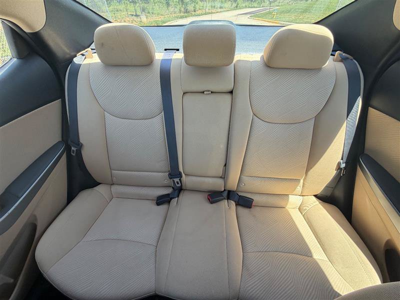 Used 2013 Hyundai Elantra GLS w/ Preferred Pkg FWD image 15