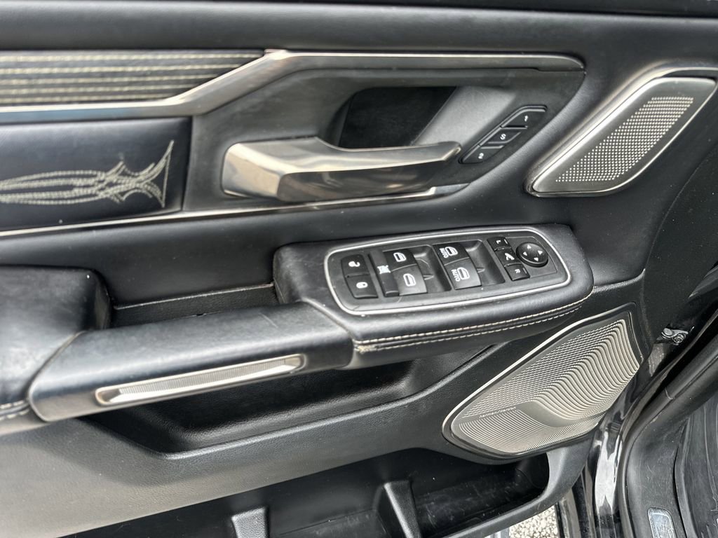 Used 2021 RAM 1500 Limited AWD/4WD image 12