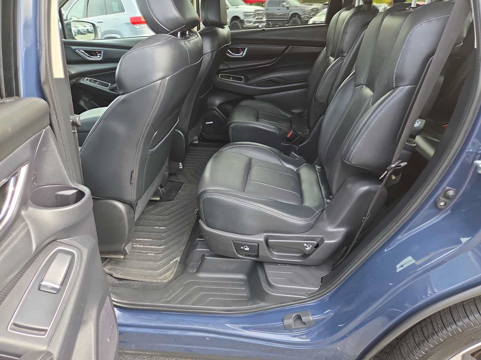 Used 2023 Subaru Ascent Limited w/ Technology Package AWD/4WD image 21
