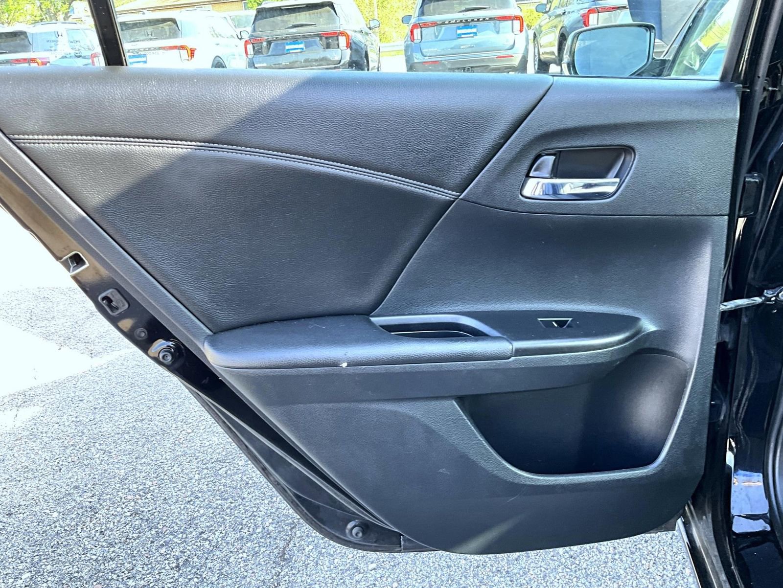 Used 2016 Honda Accord EX image 21