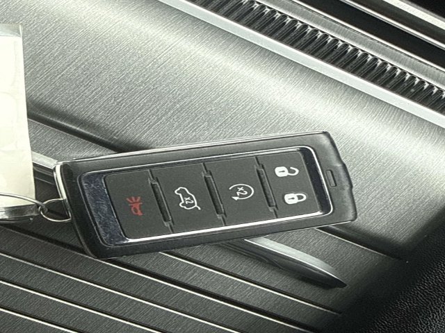 Used 2024 Jeep Wagoneer Series II AWD/4WD image 10