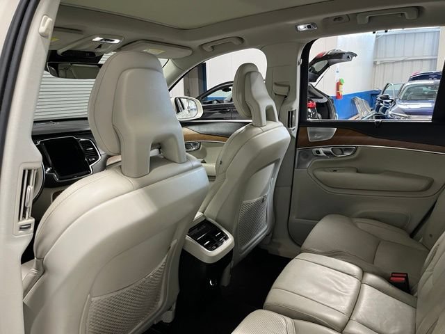 Used 2017 Volvo XC90 T6 Inscription w/ Vision Package AWD/4WD image 17