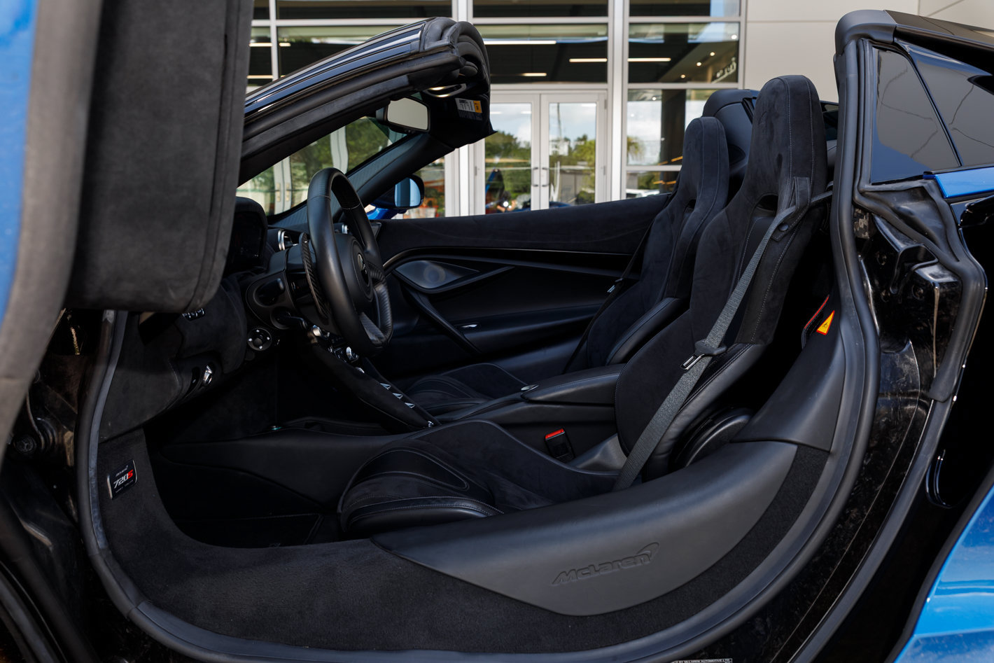 Used 2022 McLaren 720S Luxury RWD image 45