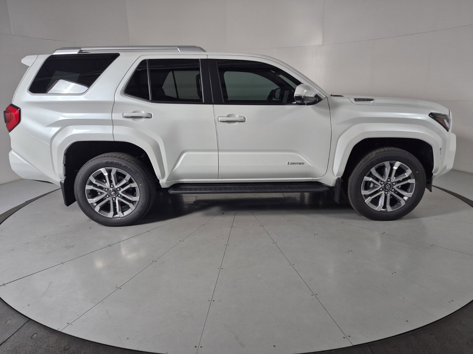 New 2026 Toyota 4Runner 4WD image 5