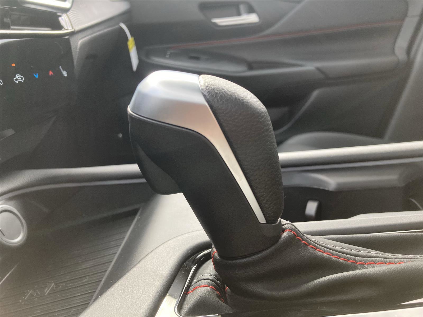 New 2026 Nissan Sentra SR w/ SR Premium Package image 15