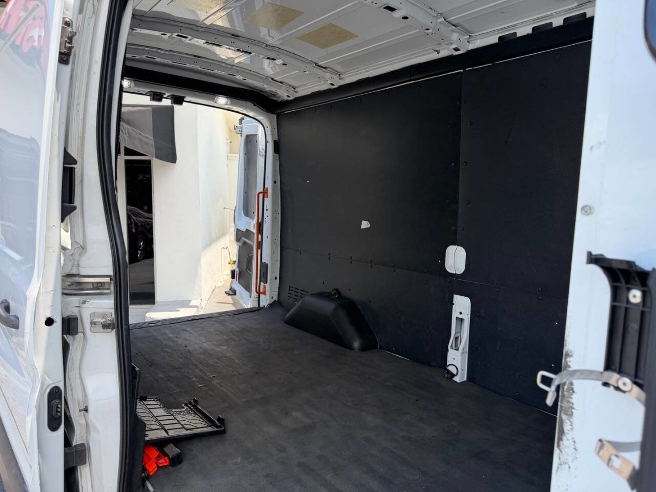 Used 2019 Ford Transit 150 148 Medium Roof RWD image 15