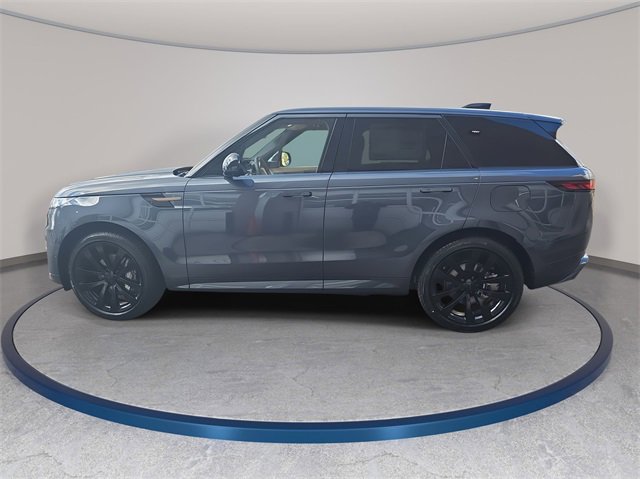 New 2026 Land Rover Range Rover Sport Dynamic SE image 8