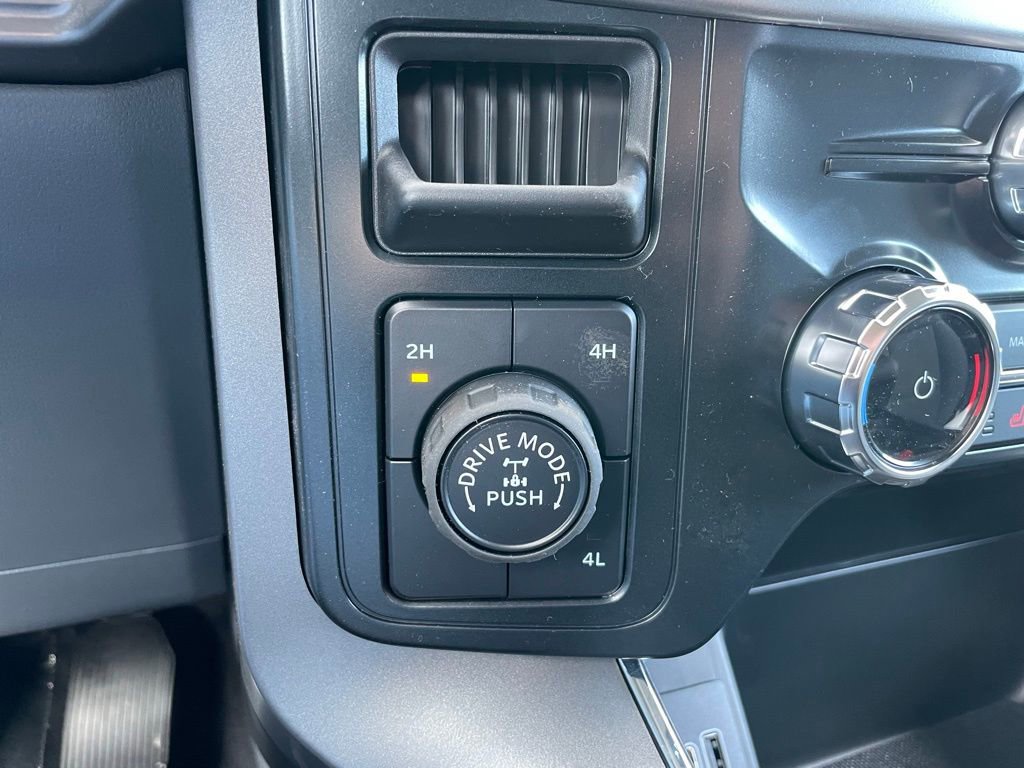 New 2026 Ford F150 XLT w/ Equipment Group 302A MID image 12