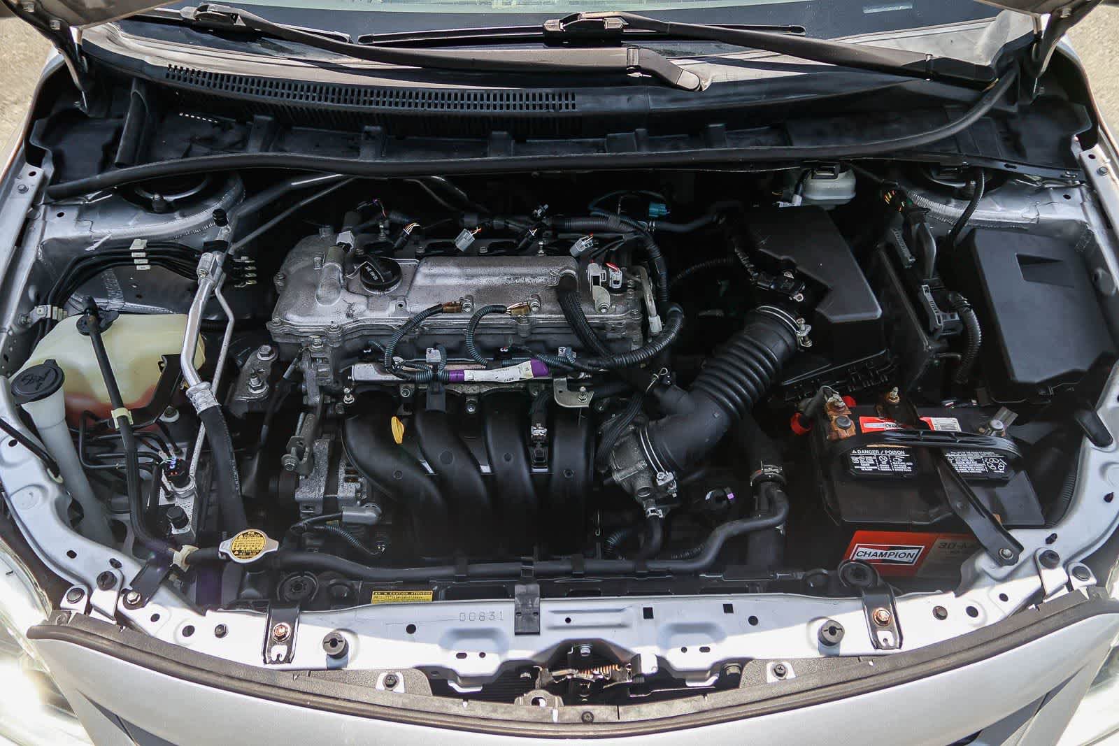 Used 2013 Toyota Corolla L FWD image 26