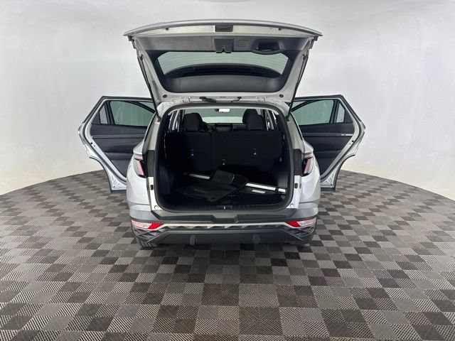 Used 2022 Hyundai Tucson SEL FWD image 18