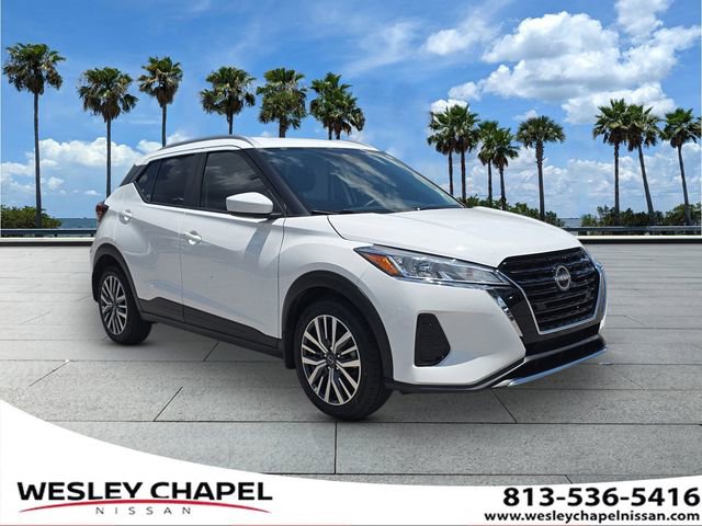Certified 2023 Nissan Kicks SV FWD image 1