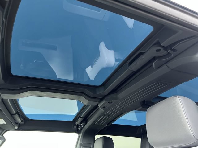 Certified 2024 GMC Hummer EV 3X w/ LPO, Illumination Package AWD/4WD image 19