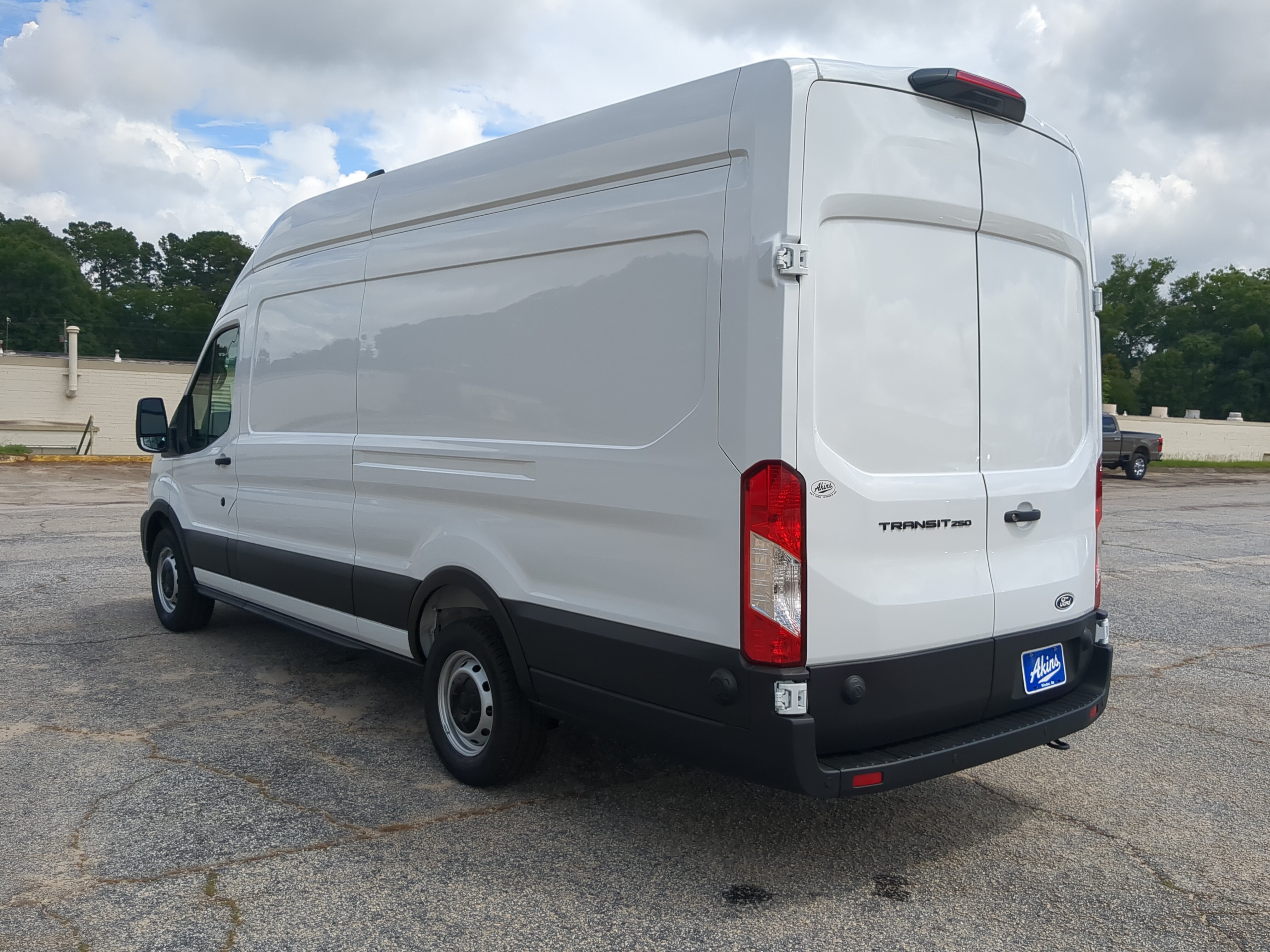 New 2026 Ford Transit 250 148 High Roof Extended RWD image 5