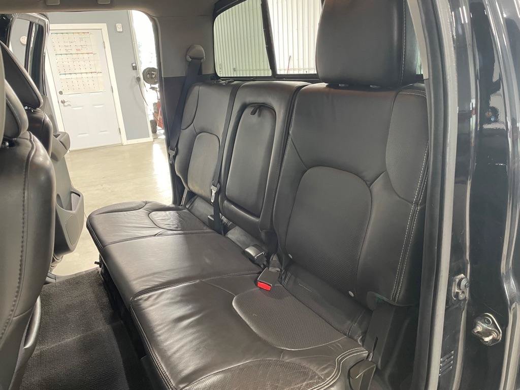 Used 2015 Nissan Frontier PRO-4X AWD/4WD image 13