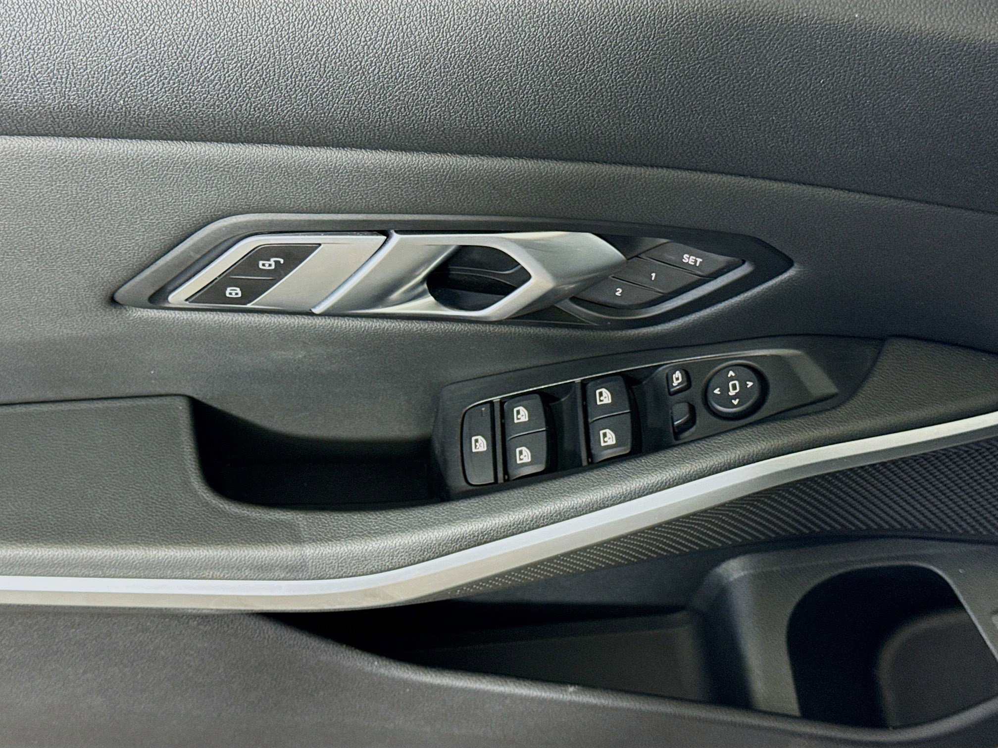 Used 2019 BMW 330i Sedan image 24