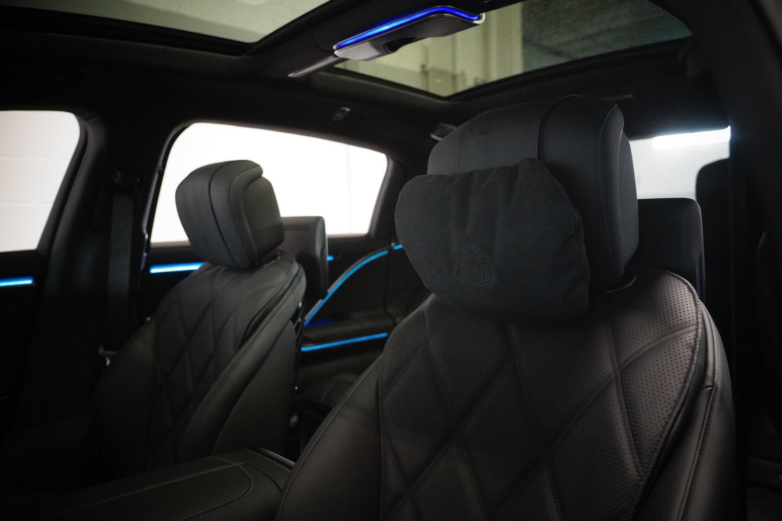 Certified 2025 Mercedes-Benz Maybach S 680 4MATIC image 12