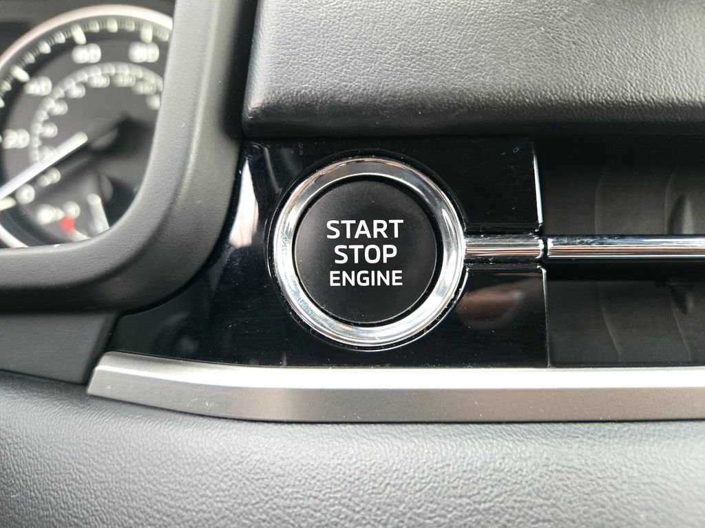 Used 2022 Mitsubishi Outlander SEL Black Edition image 20