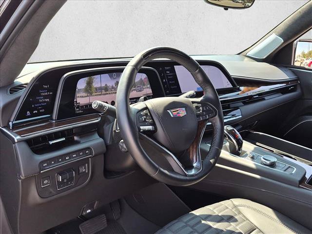 Used 2023 Cadillac Escalade ESV Sport Platinum AWD/4WD image 6