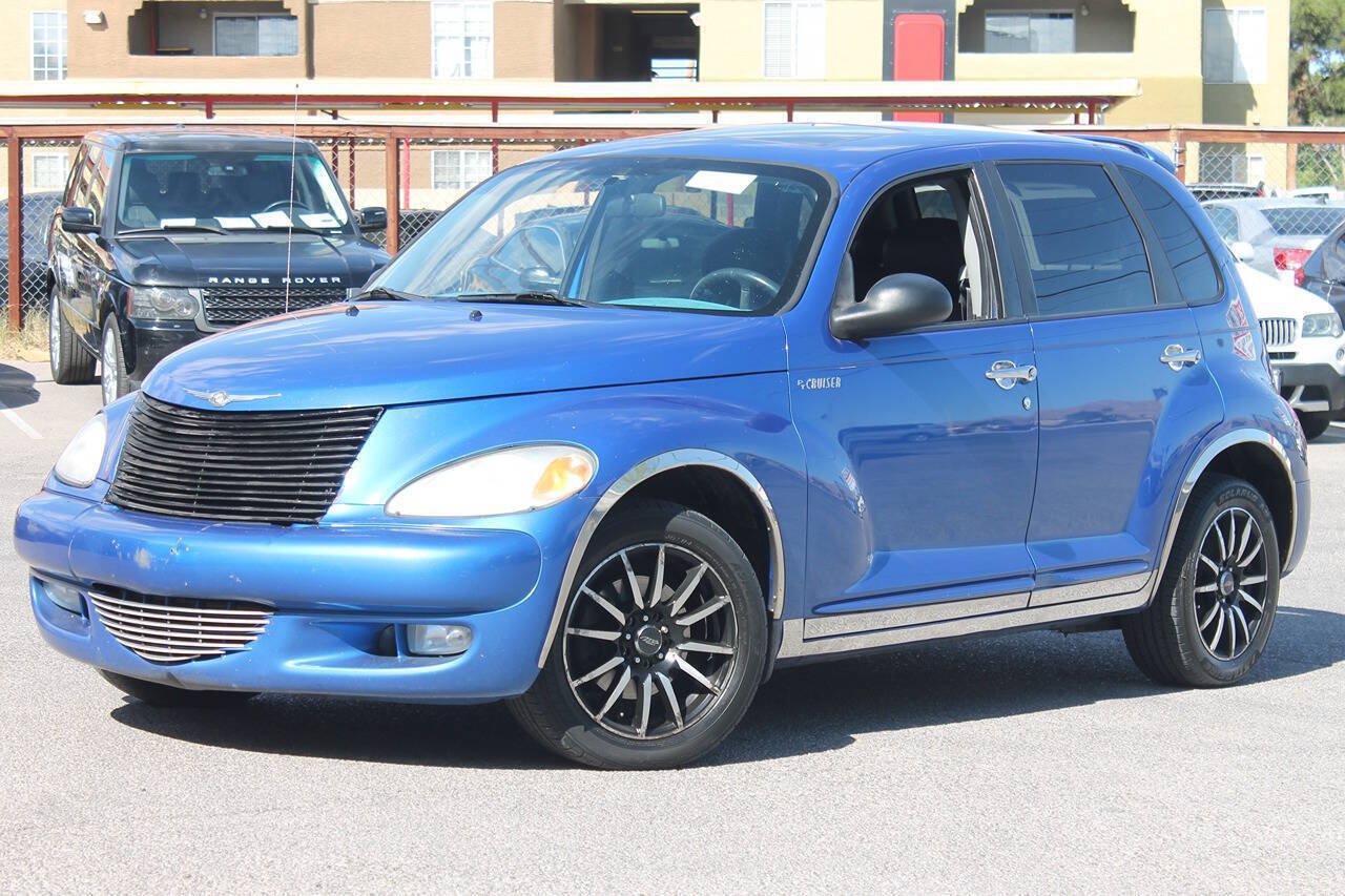 Used 2004 Chrysler PT Cruiser Limited FWD image 4