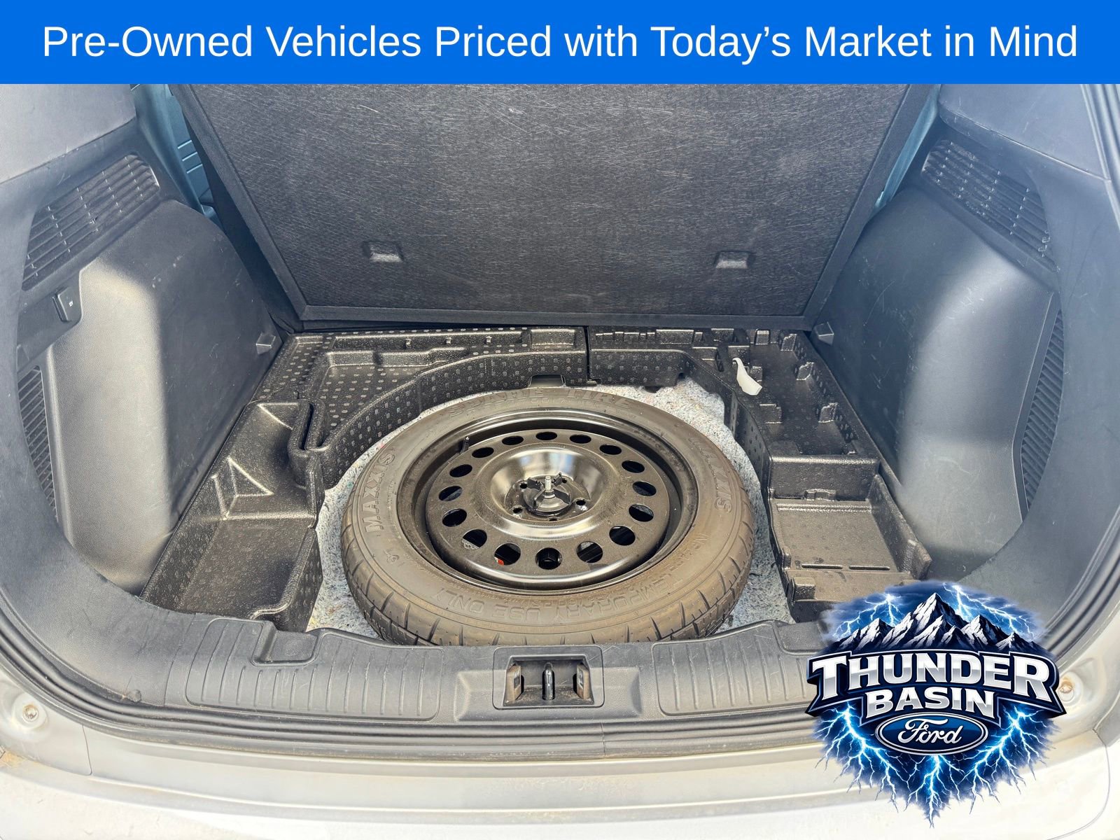 Used 2024 Ford Escape ST-Line image 6