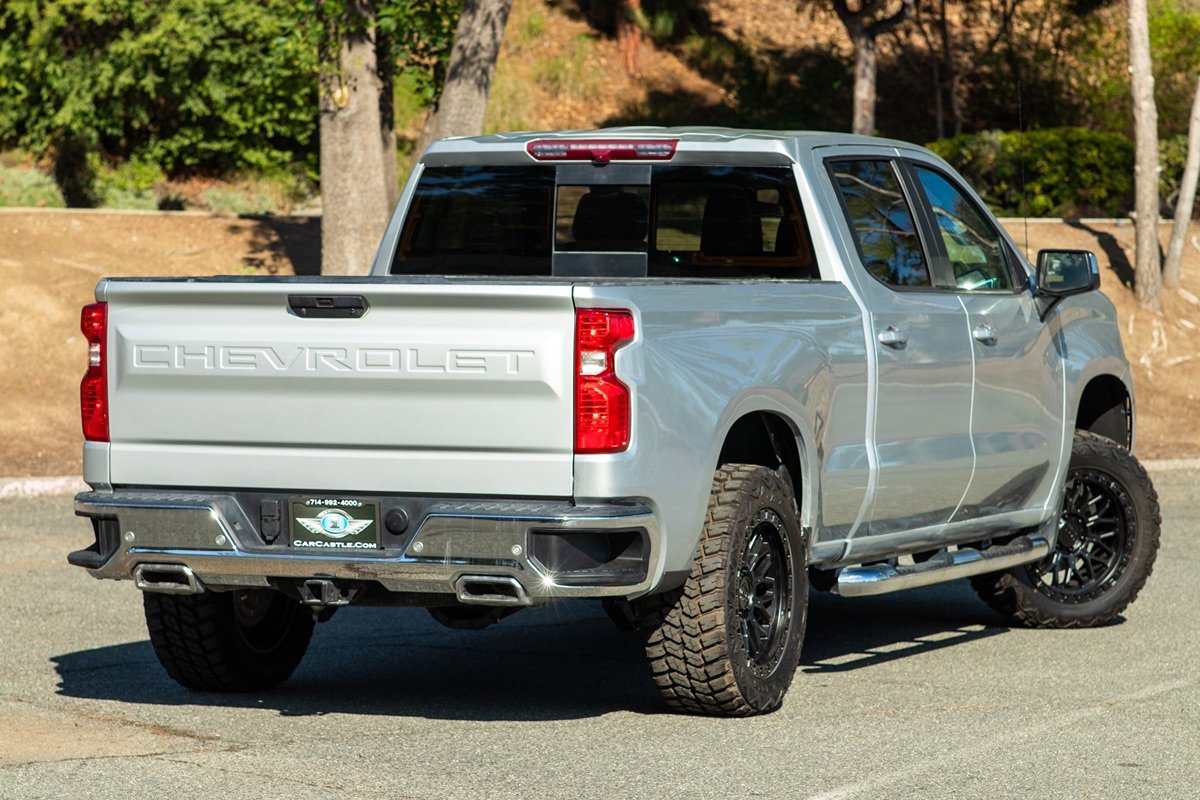 Used 2020 Chevrolet Silverado 1500 LT w/ All-Star Edition AWD/4WD image 9