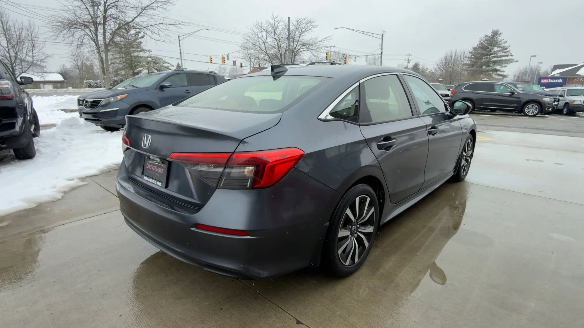 Used 2022 Honda Civic EX image 2