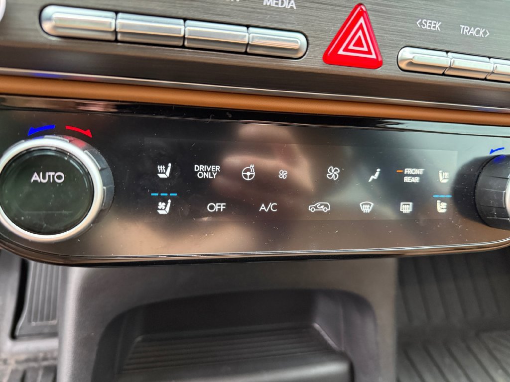 Used 2026 Hyundai Palisade Calligraphy AWD/4WD image 31