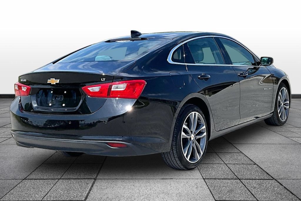 Used 2025 Chevrolet Malibu LT FWD image 11