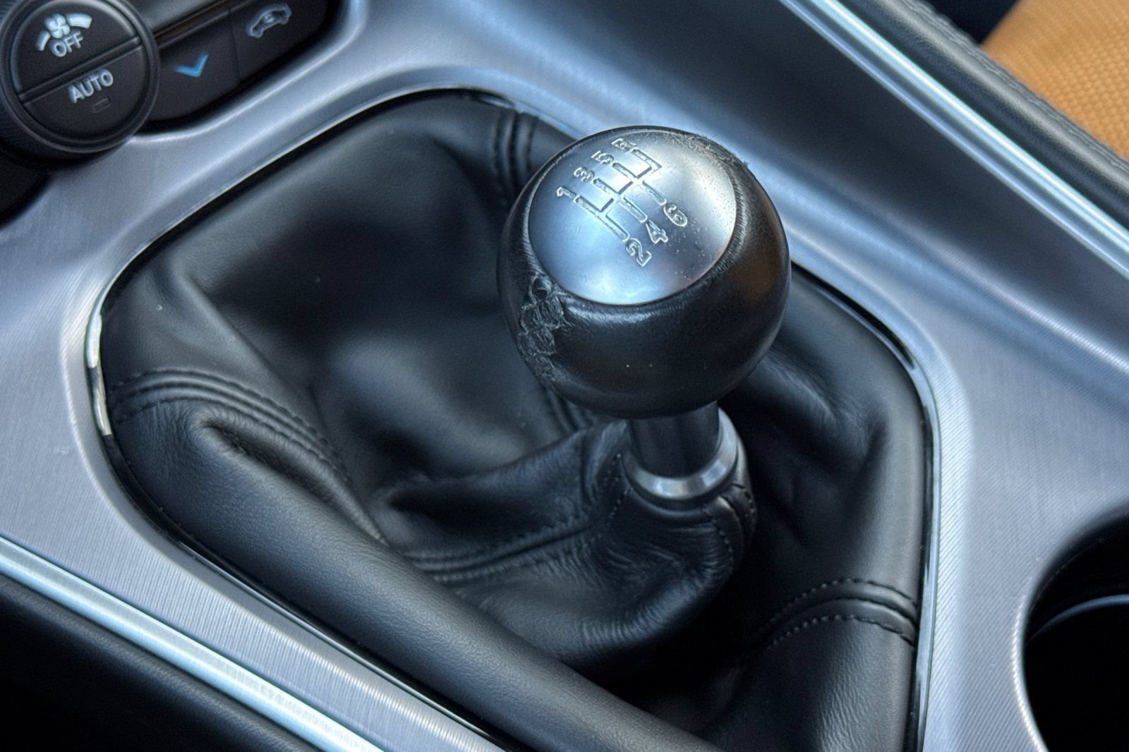 Used 2022 Dodge Challenger R/T Scat Pack RWD image 21