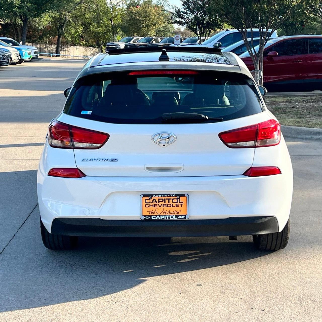 Used 2020 Hyundai Elantra GT w/ Style Package 02 FWD image 5