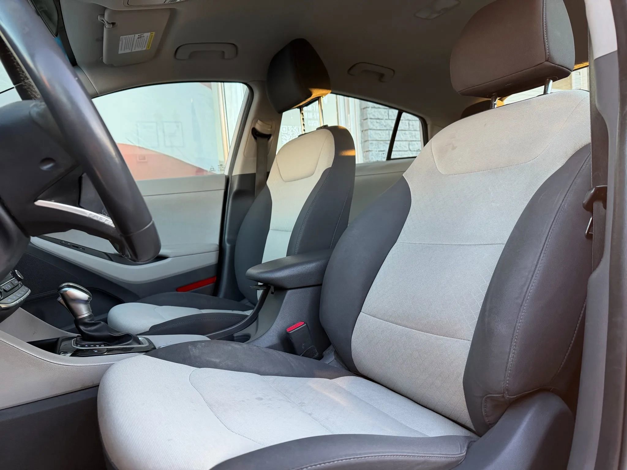 Used 2017 Hyundai Ioniq SEL image 10