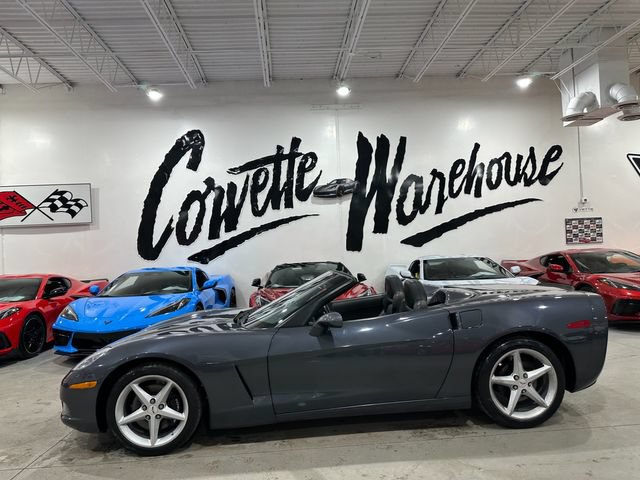 Used 2013 Chevrolet Corvette Convertible RWD image 32