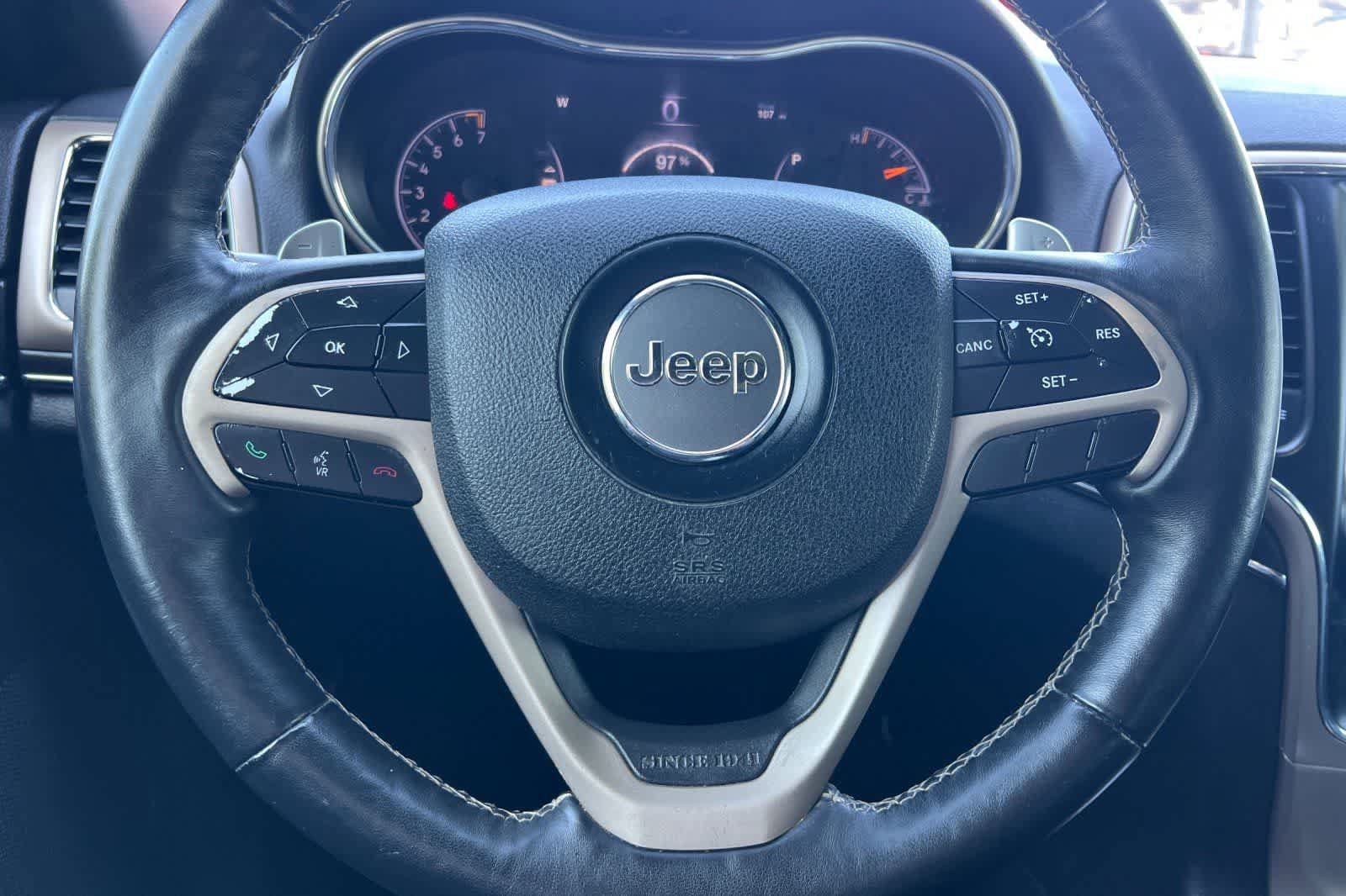 Used 2017 Jeep Grand Cherokee Limited w/ Luxury Group II RWD image 29