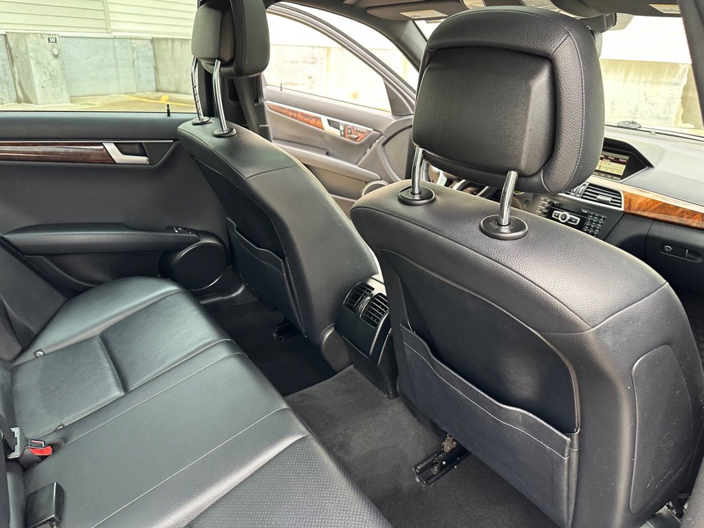 Used 2013 Mercedes-Benz C 300 4MATIC Sedan image 21
