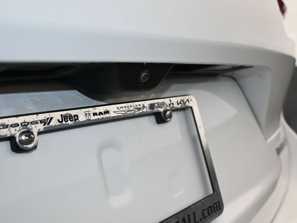 Used 2024 Jeep Grand Cherokee L Laredo image 39