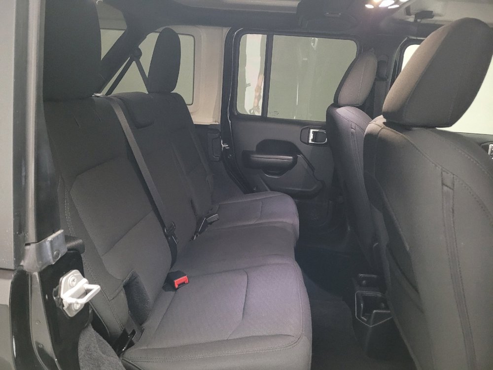 Used 2019 Jeep Wrangler Unlimited Sport S AWD/4WD image 19