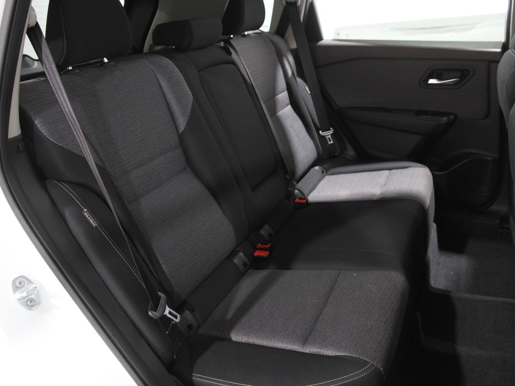 Used 2021 Nissan Rogue SV image 17