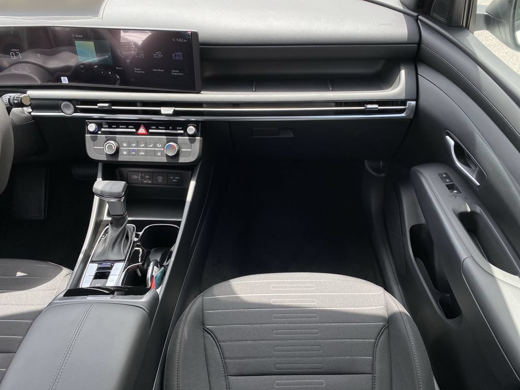 New 2026 Hyundai Santa Cruz SE FWD image 16