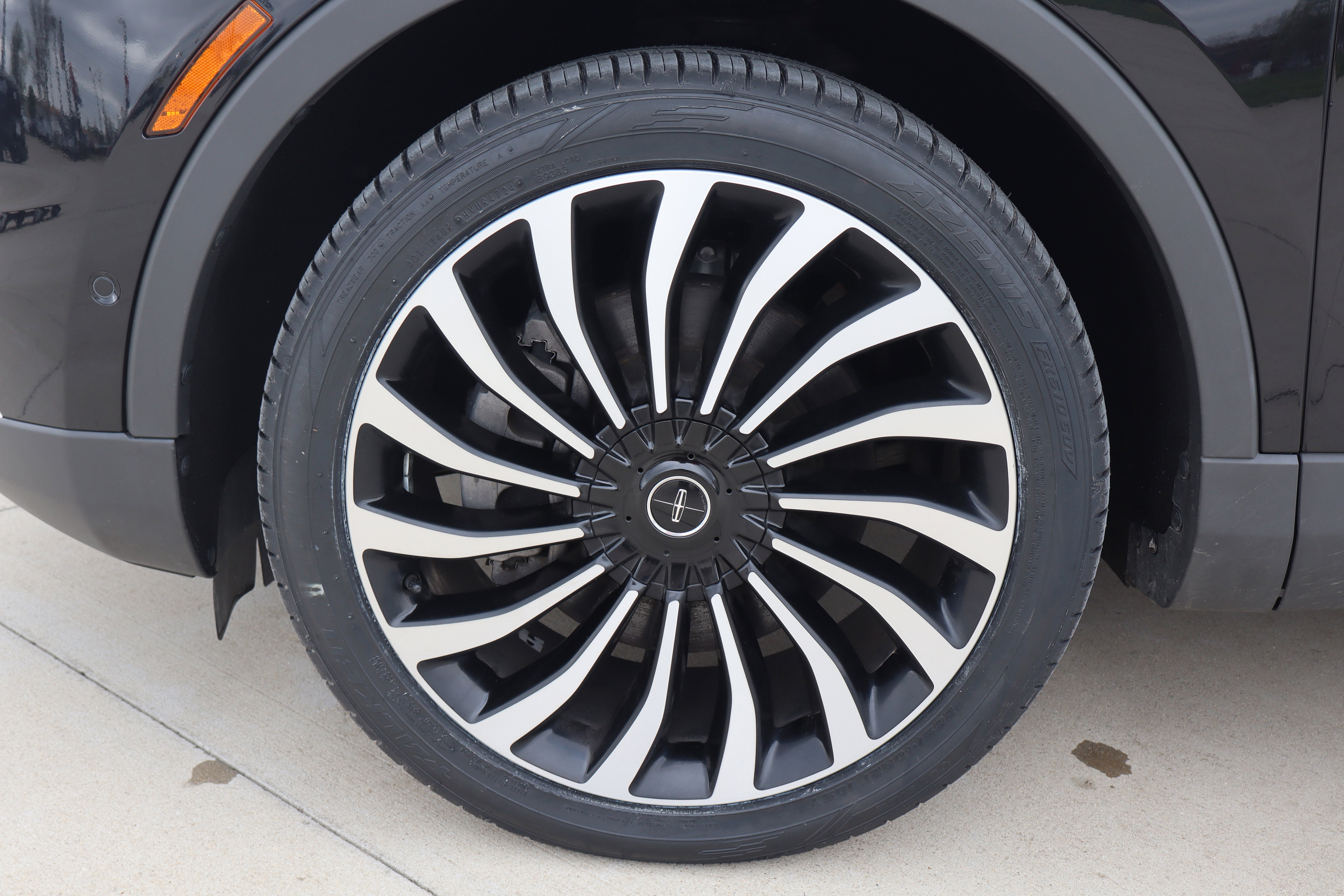 Used 2022 Lincoln Nautilus Black Label AWD/4WD image 33