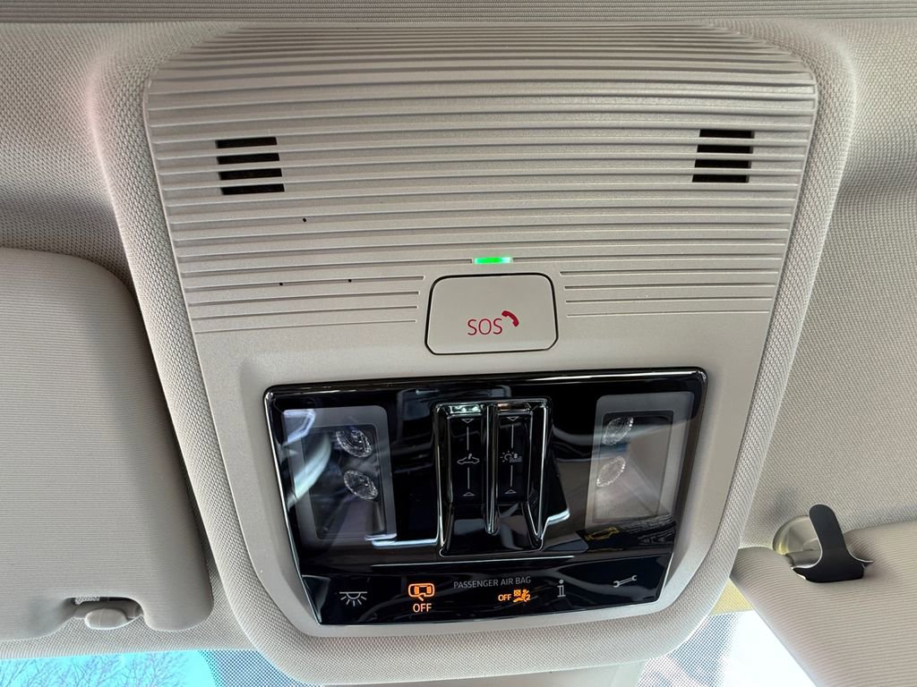 New 2026 Volkswagen Atlas SE image 17