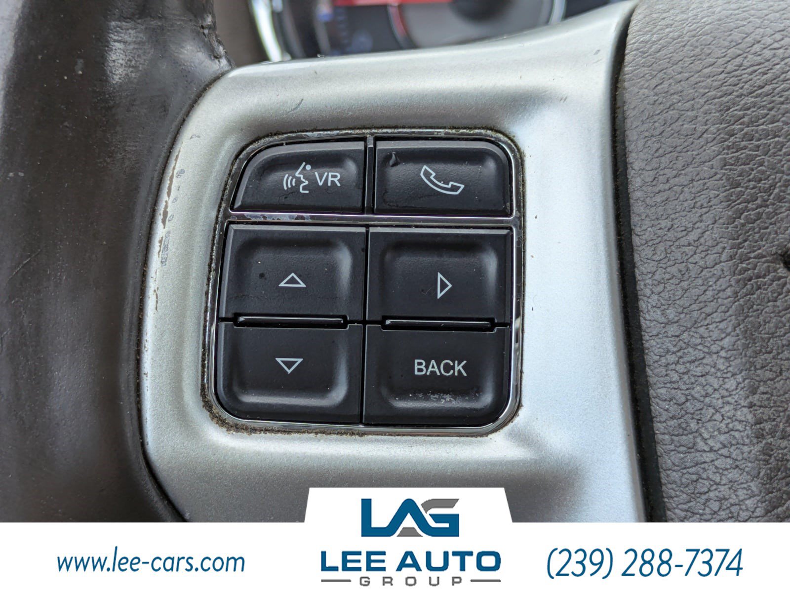 Used 2014 Chrysler Town & Country Touring w/ Driver Convenience Group FWD image 21