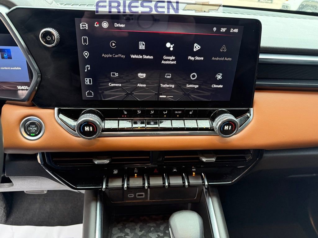 Used 2024 GMC Canyon AT4 w/ Canyon Safety Plus Package image 17